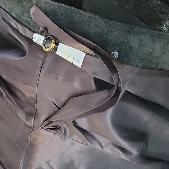 Tissavel France Vintage Leather and fur belted coat - Picture 15 of 16